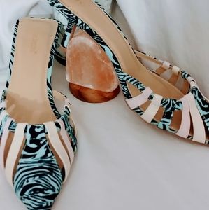 Shoedazzle "Carilla" Pumps